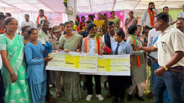 bastar-2.jpg