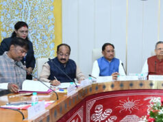 मानसून सत्र से पहले सौजन्य मुलाकात: मुख्यमंत्री विष्णु देव साय ने विधानसभा अध्यक्ष डॉ. रमन सिंह का किया अभिनंदन
