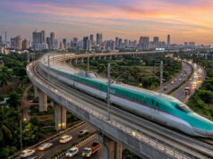 15 अगस्त से दौड़ेगी बुलेट ट्रेन! 2 घंटे में 600 KM का सफर, 12 स्टेशनों पर मिलेगा स्टॉपेज