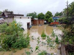 CG Flood: महानदी की बाढ़ से गांव जलमग्न, SDRF ने 6 लोगों को सुरक्षित निकाला