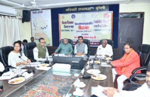 सड़क सुरक्षा समिति की बैठक आयोजित में केंद्रीय राज्यमंत्री तोखन साहू ने तखतपुर-बरेला मार्ग के शीघ्र मरम्मत के दिए निर्देश…