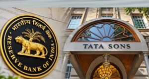 Tata Sons की लिस्टिंग पर बड़ा अपडेट, RBI पहुंचा हाई कोर्ट; क्या शेयर बाजार में आना होगा जरूरी?