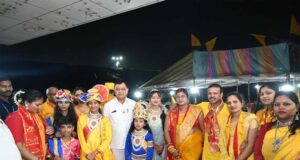 कृष्ण जन्माष्टमी पर सर्व यादव समाज की भव्य शोभायात्रा में शामिल हुए कैबिनेट मंत्री लखन लाल देवांगन