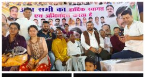 पूर्व विधायक चंद्रभान बारमते ने माँ दुर्गा की प्रतिमाओं व झांकियों का किया पूजन व स्वागत…झांकी विसर्जन के दौरान उमड़ा जनसैलाब…भक्तिमय हुआ वातावरण…अपने पूर्व विधायक को झांकी विसर्जन स्वागत मंच पर देख गदगद हुई जनता…